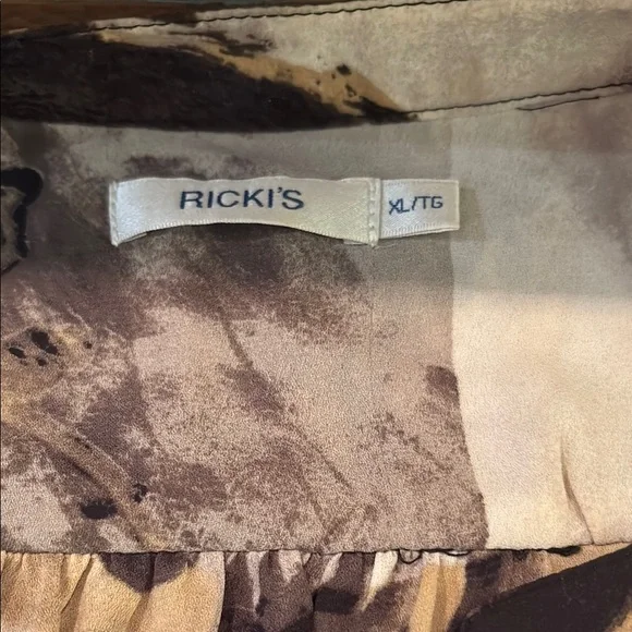 Multicolor Abstract blouse - Picture 2 of 3